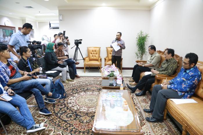 Kemenag Usulkan Peralihan Status 1.500 Madrasah Menjadi Negeri Kemenag Usulkan Peralihan Status 1.500 Madrasah Menjadi Negeri