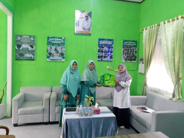 MTsN 1 Batang Hari Jalin Kerjasama Pendidikan, Yayasan Amir Ash-Shiddiiqi Sosialisasikan SPMB SMA IT Ash-Shiddiiqi