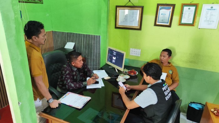Perkuat Akurasi Data Instansi, MTsN 1 Batang Hari Terima Kunjungan Tim Sensus Ekonomi Perkuat Akurasi Data Instansi, MTsN 1 Batang Hari Terima Kunjungan Tim Sensus Ekonomi