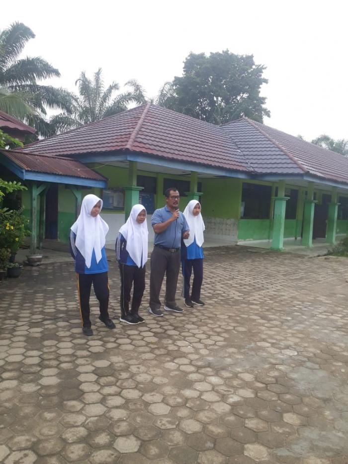 3 Orang Siswi MTsN 1 Lulus MAN IC Jambi