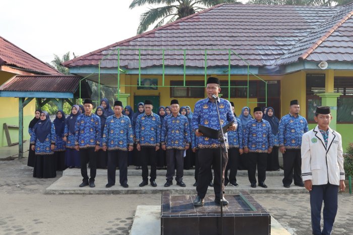 Peringati Harkitnas ke-118, MTsN 1 Batang Hari Gelar Upacara Khidmat dan Kobarkan Semangat Jiwa Nasionalisme