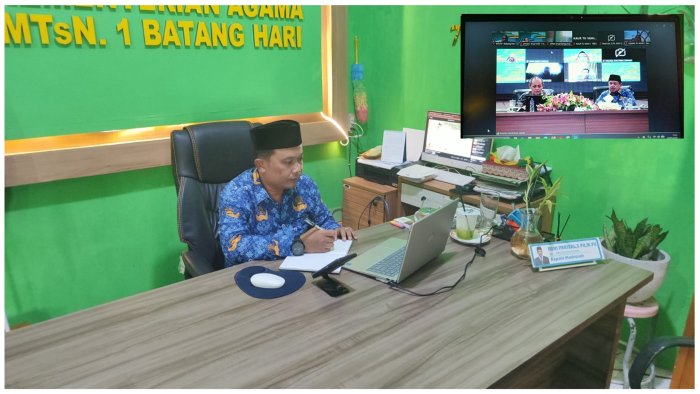 Komitmen Wujudkan Birokrasi Bersih, Kepala MTsN 1 Batang Hari Hadiri Pembinaan Zona Integritas Kanwil Kemenag Jambi Komitmen Wujudkan Birokrasi Bersih, Kepala MTsN 1 Batang Hari Hadiri Pembinaan Zona Integritas Kanwil Kemenag Jambi
