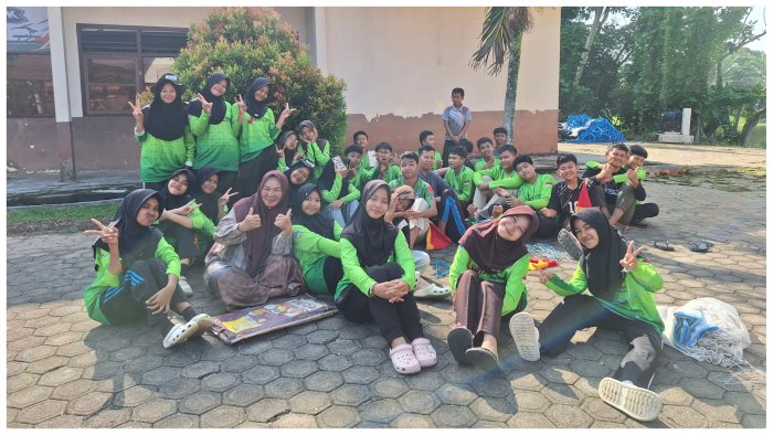 Keren! Rizki Aprilia Putri, Siswi MTsN 1 Batang Hari Mulai Tancap Gas Ikuti TC Jambore Nasional Keren! Rizki Aprilia Putri, Siswi MTsN 1 Batang Hari Mulai Tancap Gas Ikuti TC Jambore Nasional