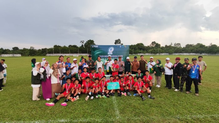 Dukungan Penuh Untuk Negsa.FC! : Kepala Kemenag dan Jajarannya Turut Mengguncang Laga Final JSFL Batang Hari