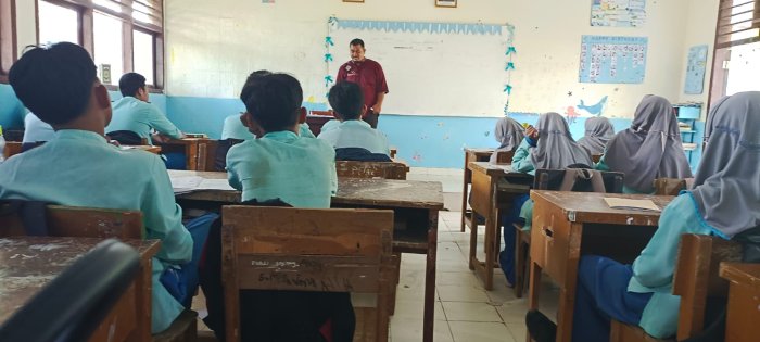 Tingkatkan Kompetensi Kebahasaan, Pembelajaran Bahasa Indonesia Kata Serapan dalam Teks Rekon Disupervisi