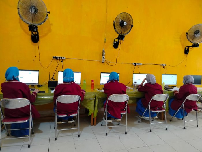 Peserta Islamic Science Olympiad (ISO) MTsN 1 Batang Hari Berkompetisi, Raih Prestasi di Bidang Sains IPA