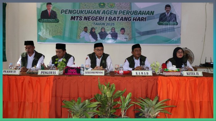 Kepala Kemenag Batang Hari Kukuhkan 5 Agen Perubahan MTsN 1 Batang Hari: Dorong Akselerasi Zona Integritas