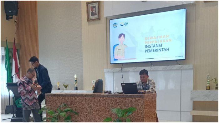 Tingkatkan Akuntabilitas Keuangan, Bendahara MTsN 1 Batang Hari Hadiri Bimtek Pelaporan Pajak Coretax DJP di Kemenag Tingkatkan Akuntabilitas Keuangan, Bendahara MTsN 1 Batang Hari Hadiri Bimtek Pelaporan Pajak Coretax DJP di Kemenag