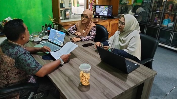 Sempurnakan Dokumen Manajemen Perubahan, Koordinator Area 1 Tim ZI Gelar Diskusi Intensif Bersama Kepala Madrasah