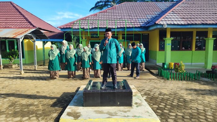 Resmi Libur! Intip Momen Haru dan Bahagia Penutupan Class Meeting MTsN 1 Batang Hari