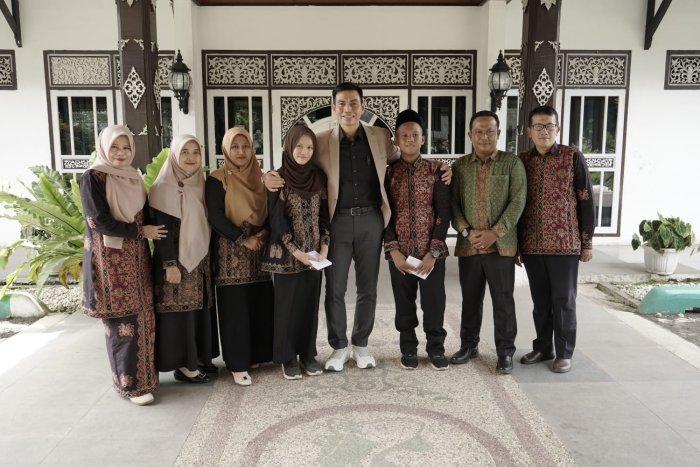 Dibekali Doa dan Dukungan Penuh, Bapak Bupati Fadhil Arief Lepas Duta Batang Hari Menuju Kancah Nasional