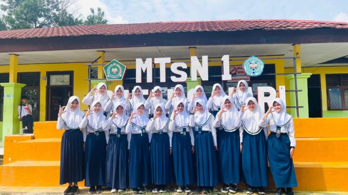 Prestasi Gemilang! 21 Siswa MTsN 1 Batang Hari Lolos Verifikasi Berkas SNPDB MAN IC Jambi 2026