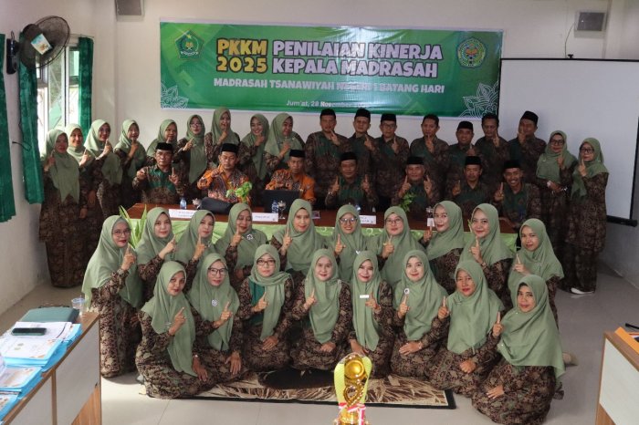 MTsN 1 Batang Hari Sukses Laksanakan Penilaian Kinerja Kepala Madrasah (PKKM) 2025 MTsN 1 Batang Hari Sukses Laksanakan Penilaian Kinerja Kepala Madrasah (PKKM) 2025