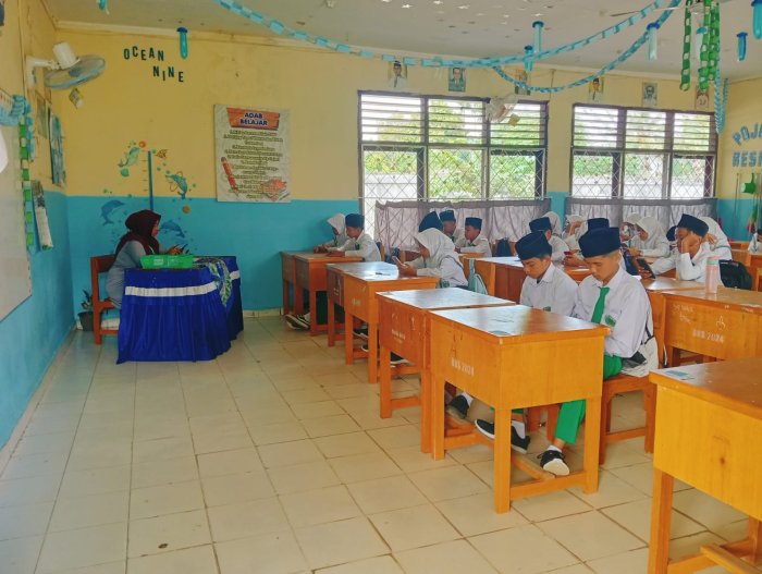 1 Desember 2025: MTsN 1 Batanghari Gelar Full Day School Beriringan dengan Ujian ASAS 1 Desember 2025: MTsN 1 Batanghari Gelar Full Day School Beriringan dengan Ujian ASAS
