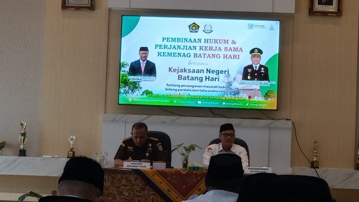 Kemenag Batang Hari Gelar Rakor Bersama Kepala Madrasah, Bahas MOU Kejaksaan Hingga Pelaporan BOS Kemenag Batang Hari Gelar Rakor Bersama Kepala Madrasah, Bahas MOU Kejaksaan Hingga Pelaporan BOS