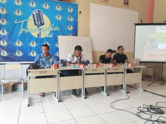 Asisten Pelatih MTsN 1 Batang Hari Hadiri Technical Meeting Liga Pelajar