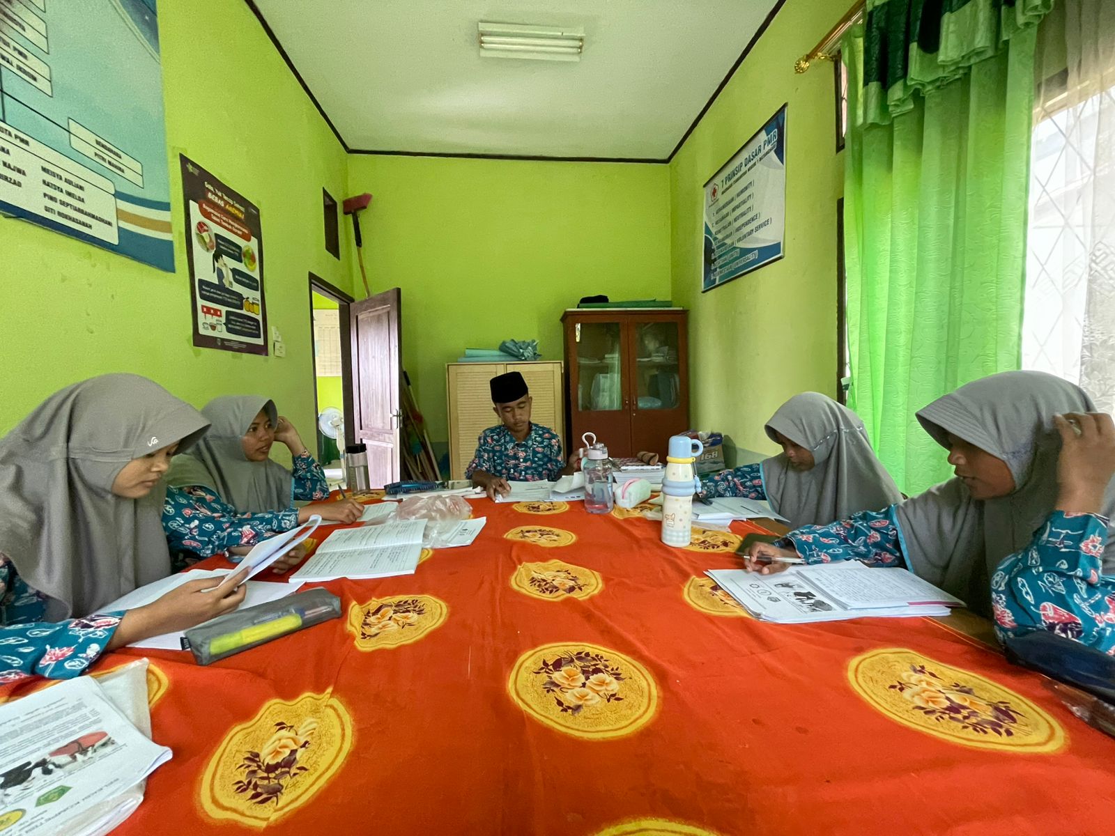Persiapan Maksimal Menuju Islamic Science Olympiad Jambi, MTsN 1 Batang Hari Lakukan Pembekalan Peserta