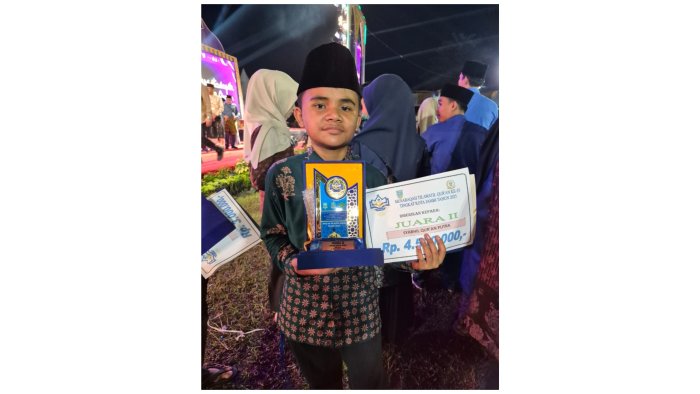 Keren! Zidan MTsN 1 Batang Hari Raih Juara 2 Musabaqah Syarhil Quran (MSQ) Tingkat Kota Jambi
