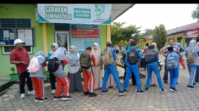 Penerapan Budaya 5S di MTsN 1 Batang Hari