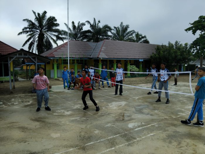 Drama Rubber Set, 9.C Tumbangkan 9.D dalam Lanjutan Sepak Takraw Class Meeting MTsN 1 Batang Hari