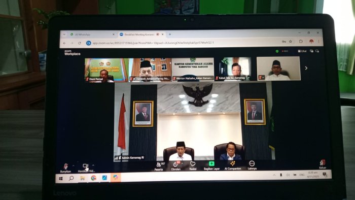 Kepala MTsN 1 Batang Hari ikuti Breakfast Meeting Virtual Bersama Menteri Agama dan Sekjen Kemenag RI