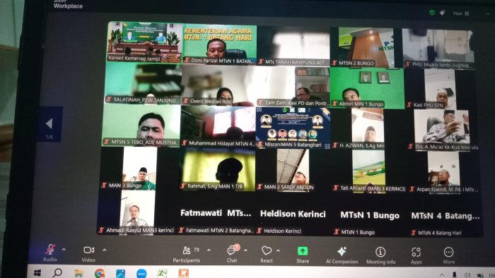 Kepala MTsN 1 Batang Hari Ikuti Zoom Meeting Pembinaan Kepegawaian Kemenag Jambi