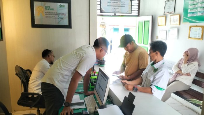 Layanan Responsif, Admin Web MTsN 1 Batang Hari Jadi Ujung Tombak Kelancaran Jalur Prestasi & Afirmasi