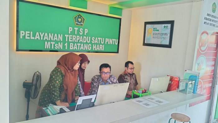Pastikan Akurasi Data, Panitia PMBM MTsN 1 Batang Hari Lakukan Sinkronisasi Format dengan Kanwil Kemenag Jambi