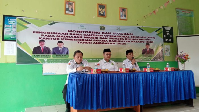 Tingkatkan Akuntabilitas Anggaran, Kepala dan Bendahara MTsN 1 Batang Hari Hadiri Monev Dana BOS Tahap I Tingkatkan Akuntabilitas Anggaran, Kepala dan Bendahara MTsN 1 Batang Hari Hadiri Monev Dana BOS Tahap I