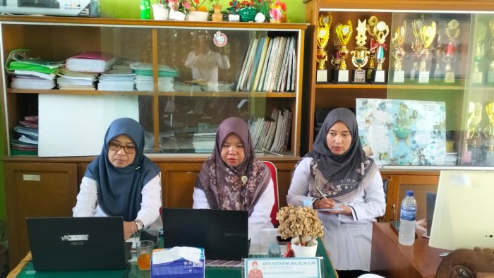 Sinergi dan Fokus: Trio Srikandi MTsN 1 Batang Hari Update Ilmu di Zoom ZI Area 3 Sinergi dan Fokus: Trio Srikandi MTsN 1 Batang Hari Update Ilmu di Zoom ZI Area 3