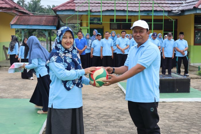 Resmi Dibuka, Class Meeting MTsN 1 Batang Hari Jadi Wadah Asah Bakat dan Karakter Siswa Resmi Dibuka, Class Meeting MTsN 1 Batang Hari Jadi Wadah Asah Bakat dan Karakter Siswa