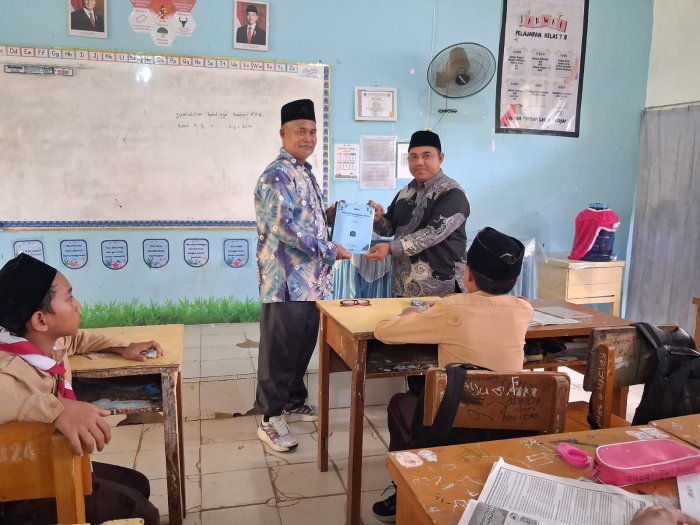 Jaga Kualitas Tilawah dan Tajwid, Mukhtar Supervisi Pembelajaran Ilmu Al-Quran di MTsN 1 Batang Hari