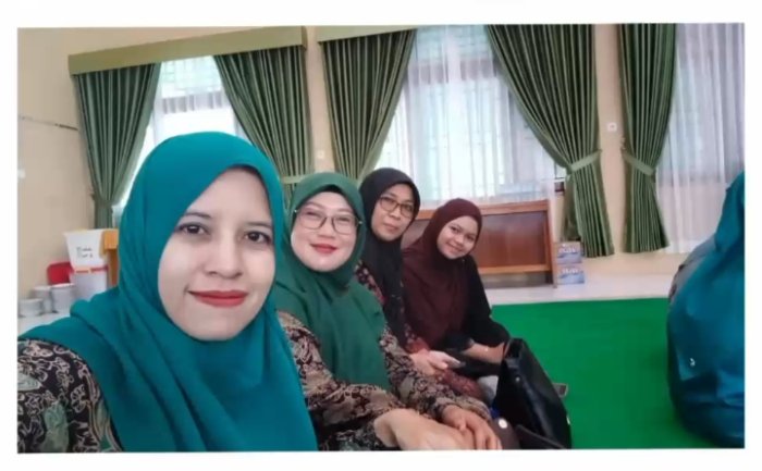 Perkuat Sinergitas, Jajaran Pimpinan MTsN 1 Batang Hari Hadiri Halal Bihalal di Kemenag