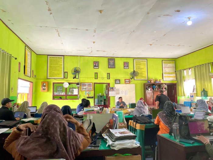 MTsN 1 Batang Hari Intensifkan Rapat Revisi Penilaian Gerakan Kemenag ASRI