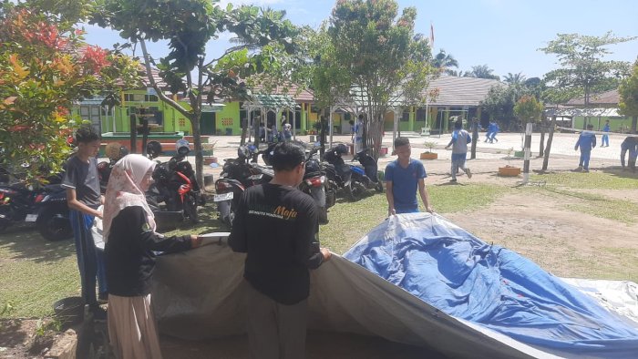 Siap Tempur! Tim Pramuka MTsN 1 Batang Hari Matangkan Persiapan Hadapi Jambore Ranting 2025 Siap Tempur! Tim Pramuka MTsN 1 Batang Hari Matangkan Persiapan Hadapi Jambore Ranting 2025